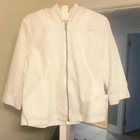 Coldwater Creek lightweight zippered coat with hood. - Picture 1 of 7